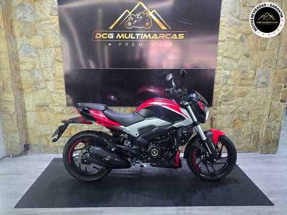 BAJAJ DOMINAR 250 